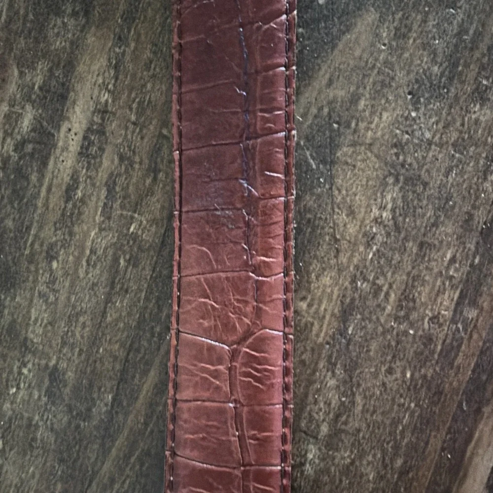 Vintage Kennth Cole crocodile Look Leather Belt‎ Sz 40 ES001